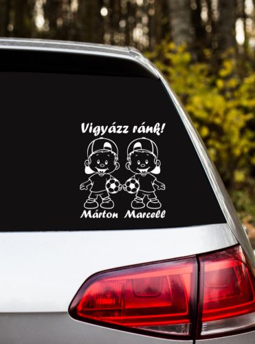 2. Focis fiúk autósnmatrica