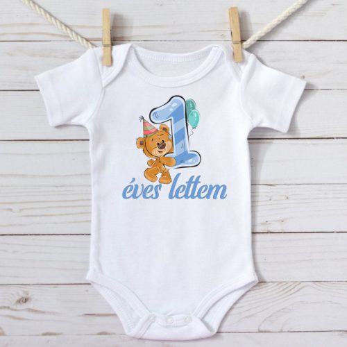 Szülinapi baba body 100 % pamut – egyedi „1 éves lettem” mackós dizájn
