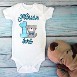   Kutyusos szülinapi baba body – 100 % pamut, egyedi fotózási body