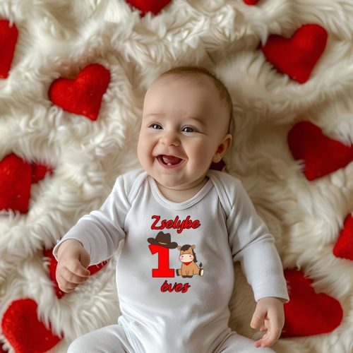 Lovas-kovboj mintás szülinapi baba body – puha 100% pamut első születésnapra